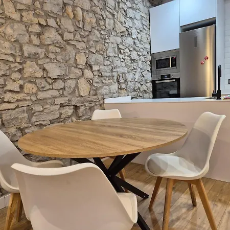 R2R - Apartamento En El Centro De Gijon - 119A2 * Gijón